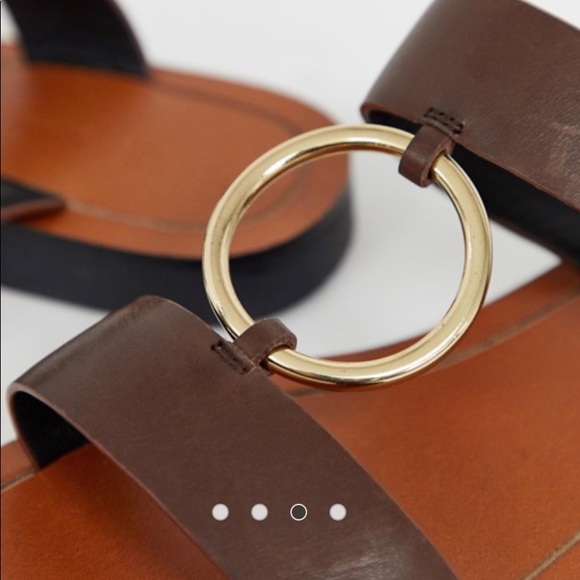 ASOS DESIGN Fresco premium leather ring detail mules - Picture 3 of 6